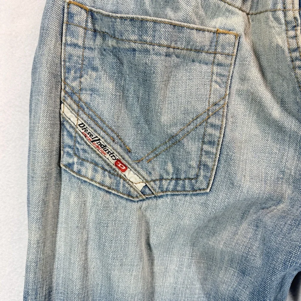 Diesel Jeans Mens 26x34 Straight Leg Elastic Waist Division Patch Vintage Rare‎